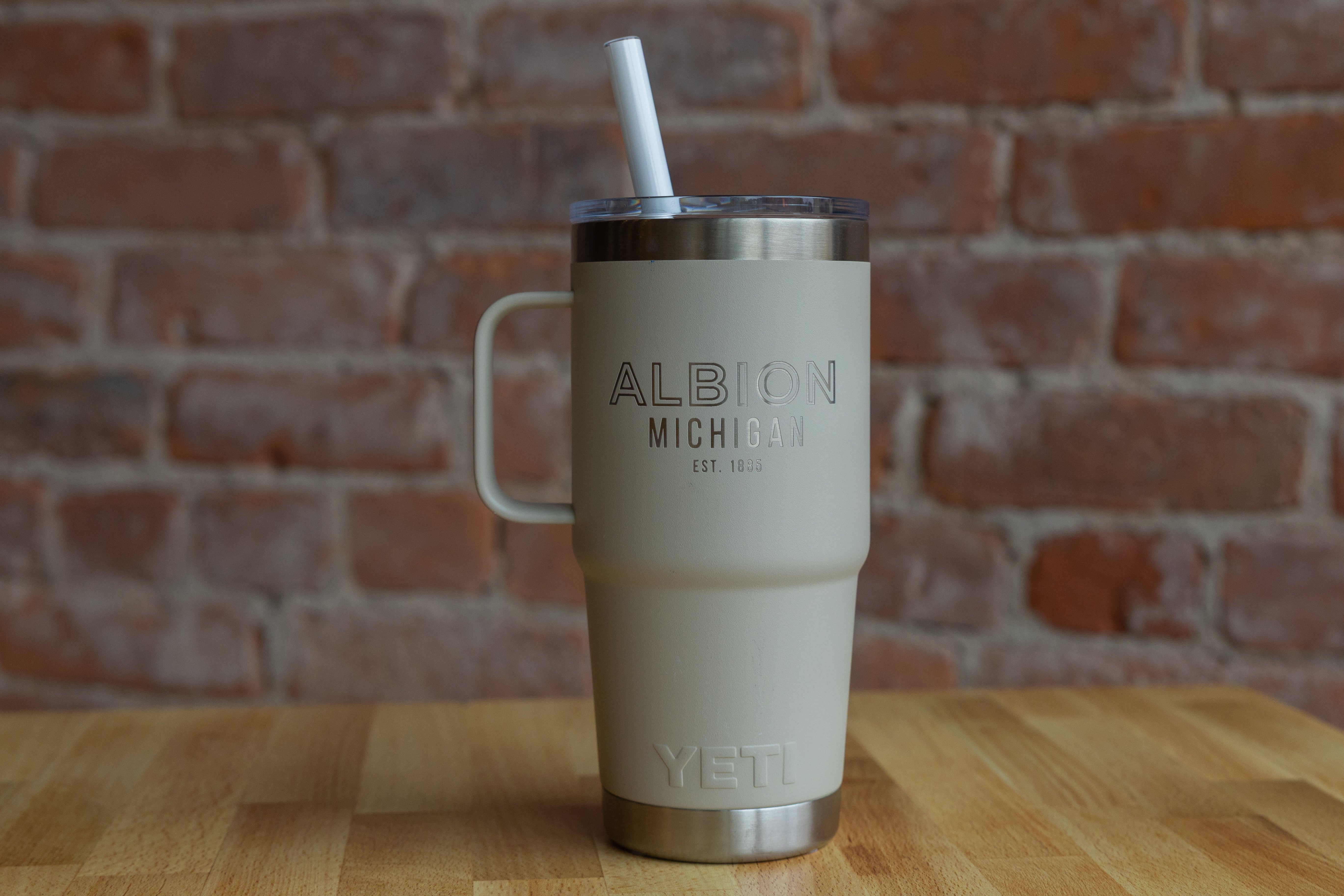 25oz Yeti Straw Mug Rambler